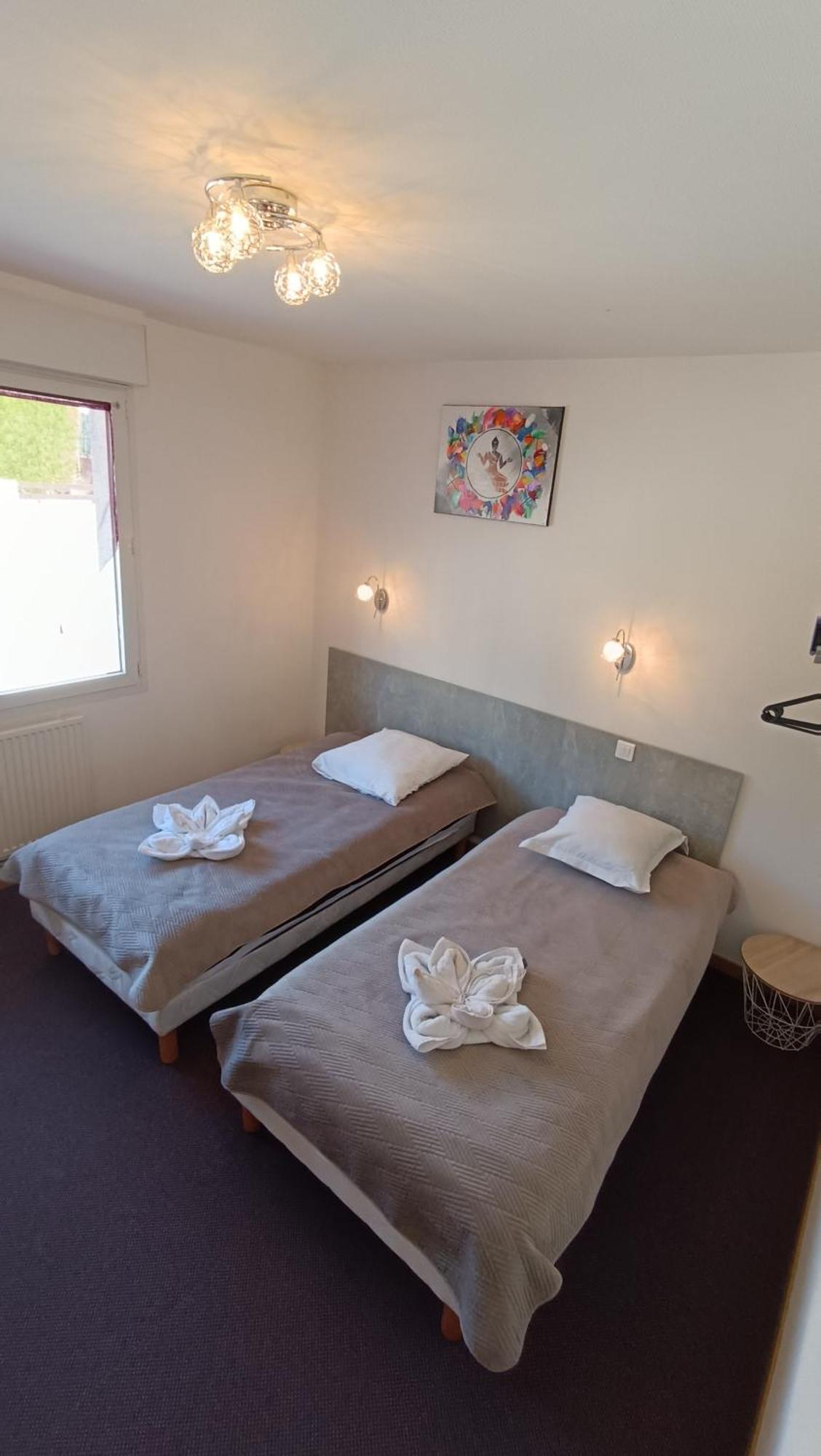 Hotel Le Pommeil Guéret Εξωτερικό φωτογραφία